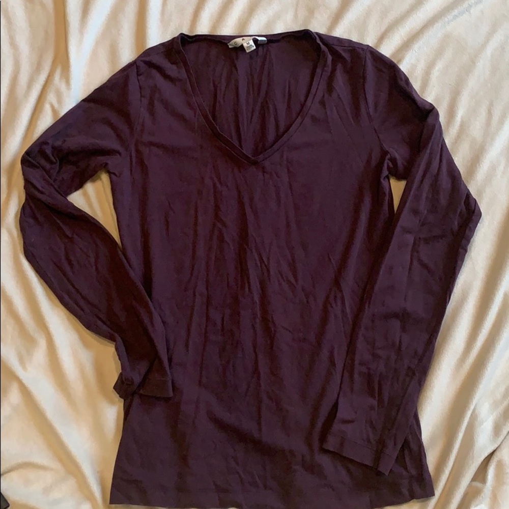 Plum super soft v-neck